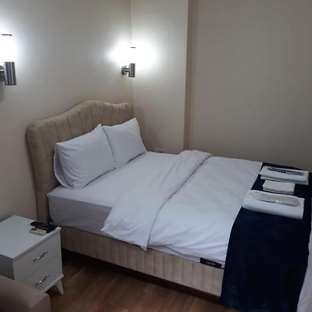 イスタンブール Taksim Pera Apartsアパートホテル エクステリア 写真