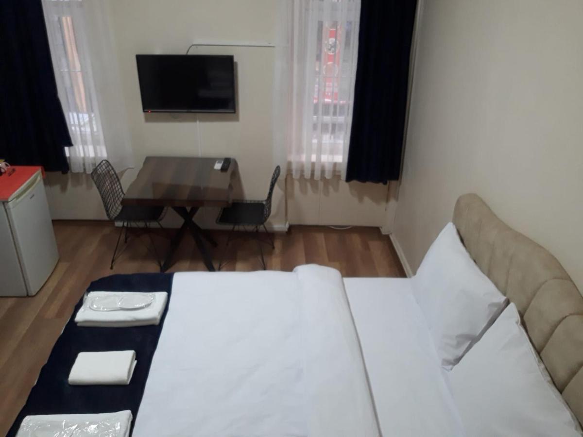 イスタンブール Taksim Pera Apartsアパートホテル エクステリア 写真