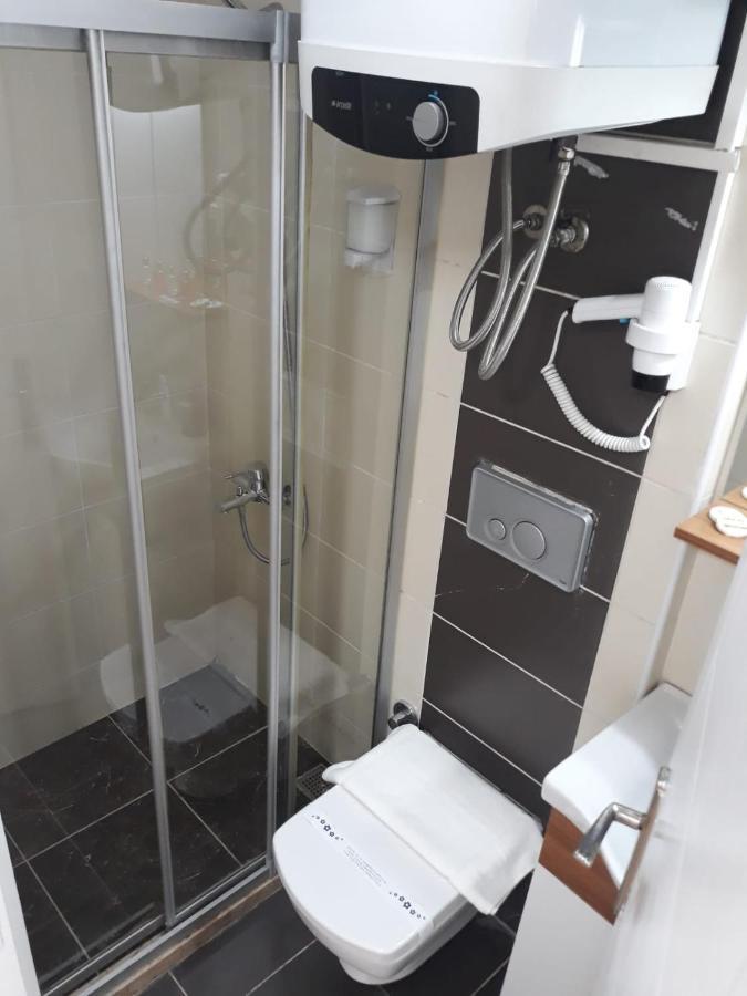 イスタンブール Taksim Pera Apartsアパートホテル エクステリア 写真