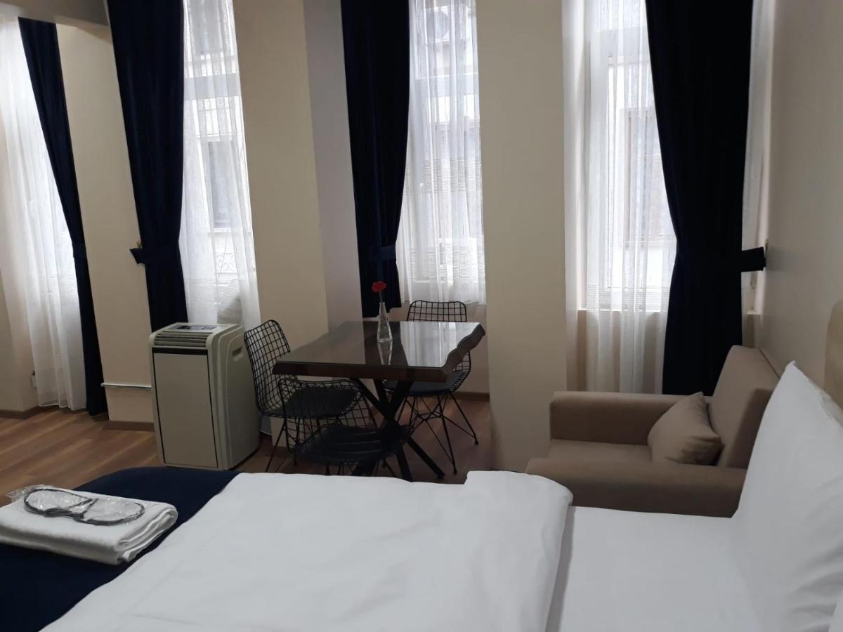 イスタンブール Taksim Pera Apartsアパートホテル エクステリア 写真