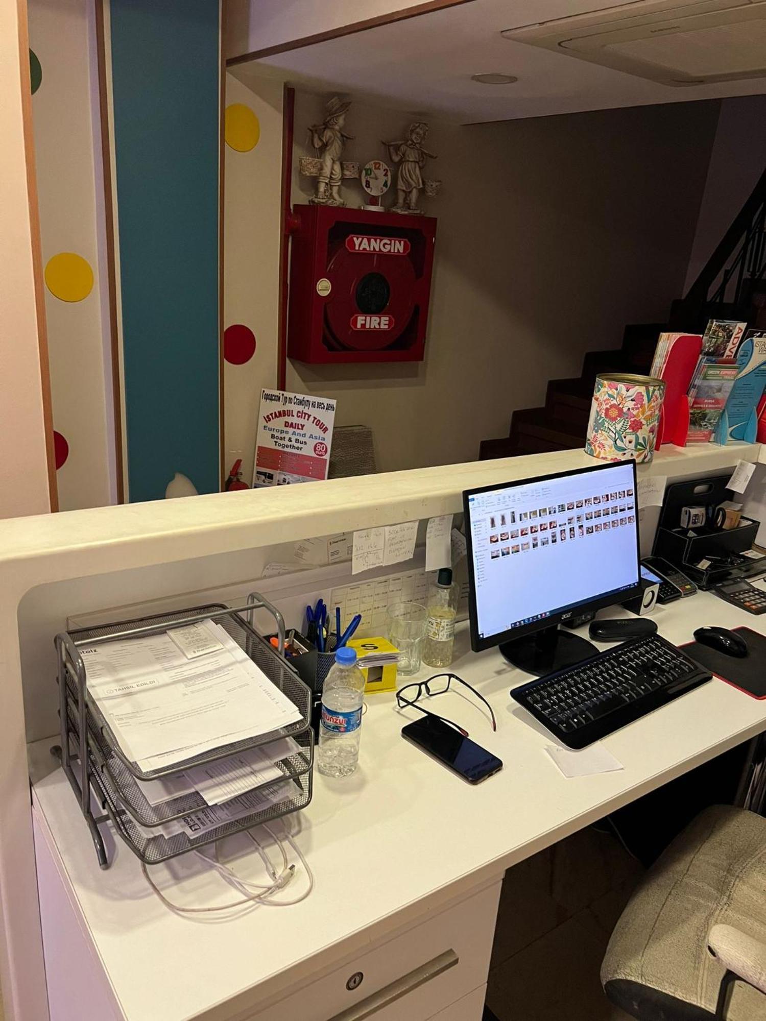 イスタンブール Taksim Pera Apartsアパートホテル エクステリア 写真